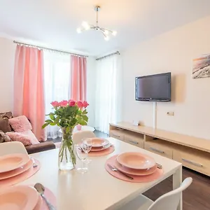 Apartament Prywatne W Diva Z Basenem